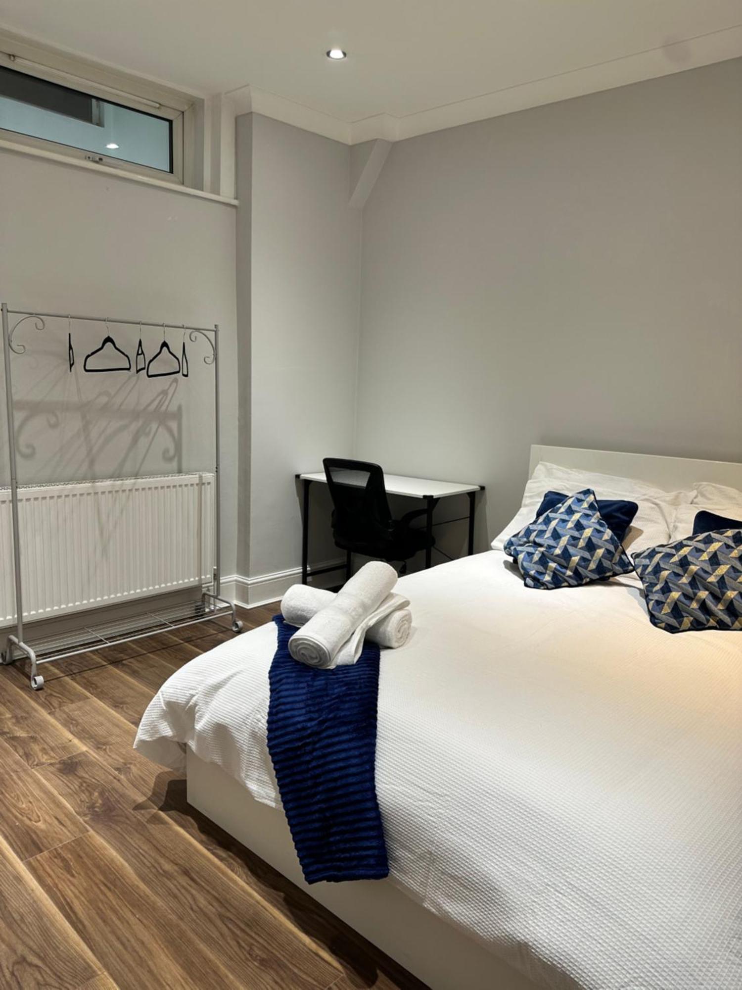 Liverpool Street Blue Bedroom London Exterior photo